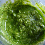 ramsløgspesto, pesto, ramsløg, pinjekerner, olivenolie, ost,