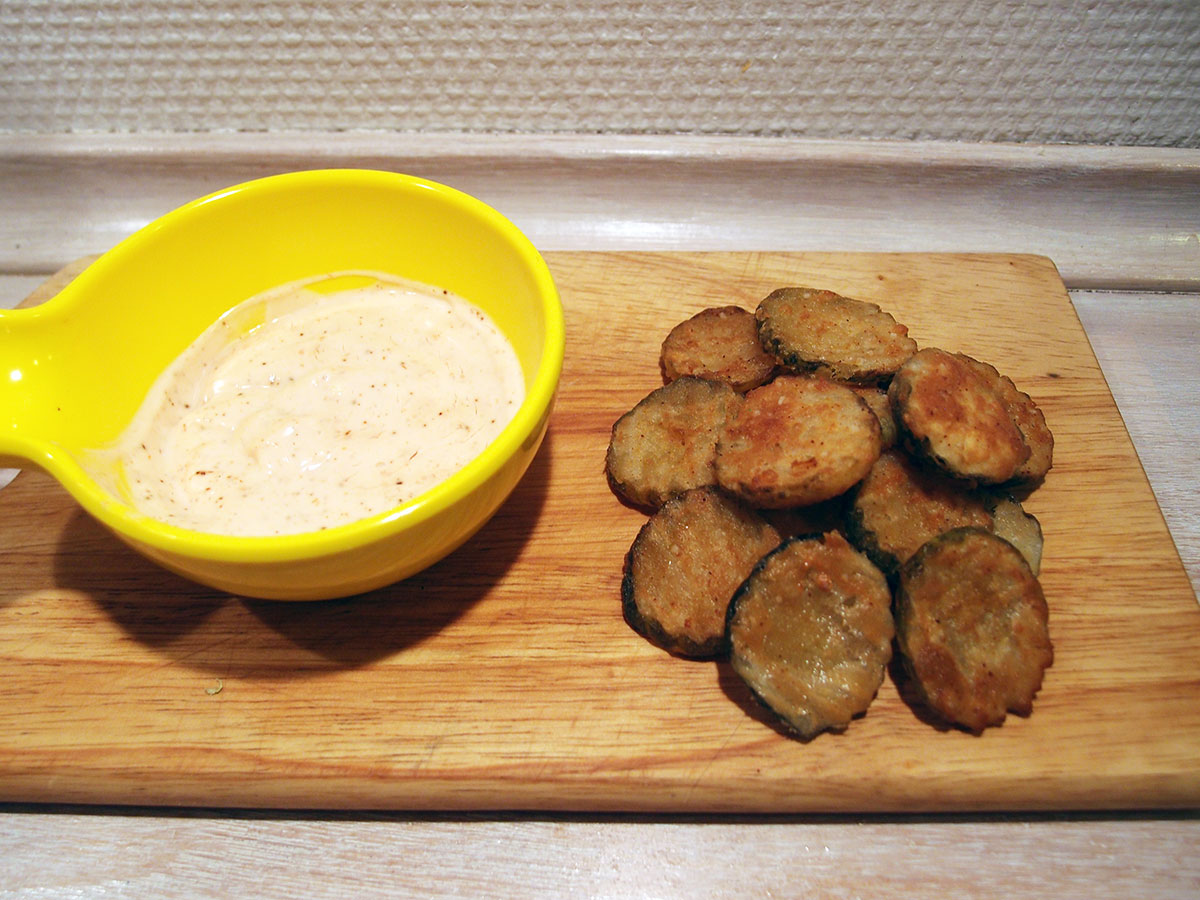 Fried pickles – friturestegte syltede agurker