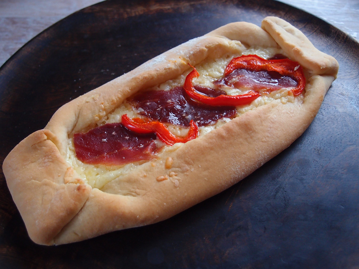 Peinirli – græsk pizza