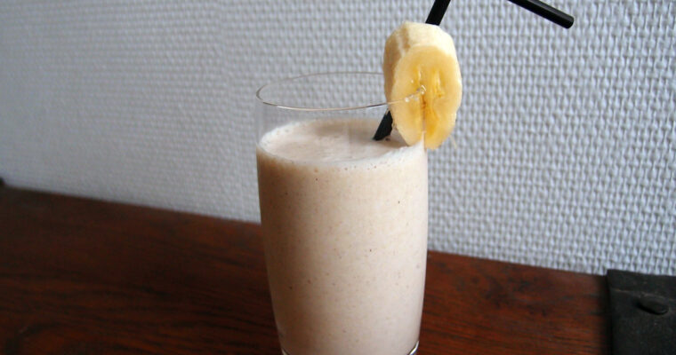 Banan-milkshake – med eller uden sukker