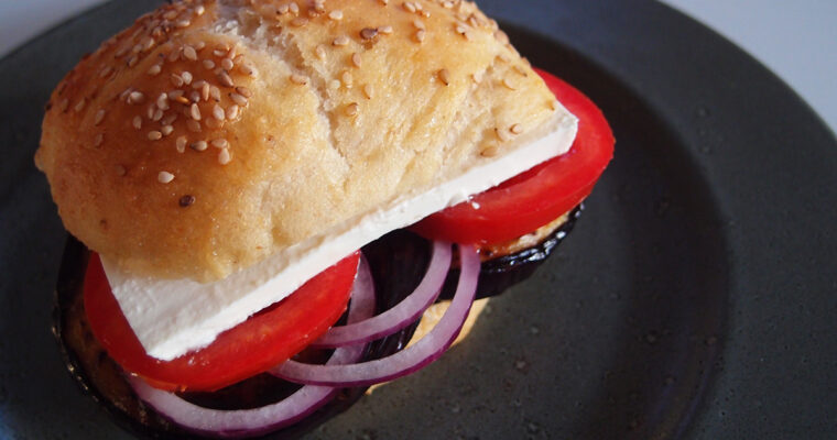 Aubergineburger med feta