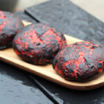 lavaboller, halloweenboller, boller, Halloween, gær, hvedemel, rismel, rørsukker, konditorfarve, gulerødder,