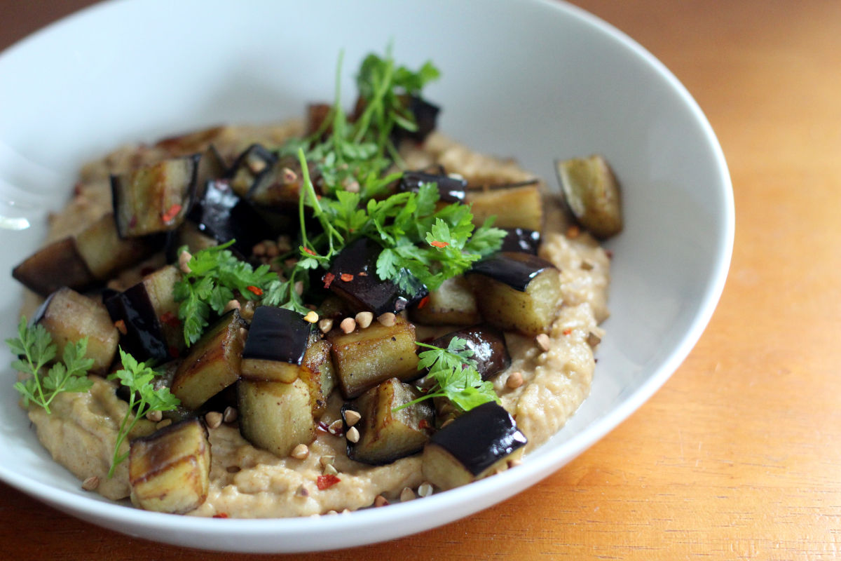 Bønnehummus med grøntsager