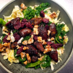 salat med kyllingehjerter, kyllingehjerter, kylling, gløgg, grønkål, spidskål, valnødder, rødvin