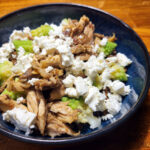 kyllingeret, kyllingeret med linser, kylling, linser, grønne linser, romanesco, romanesco kål, feta,