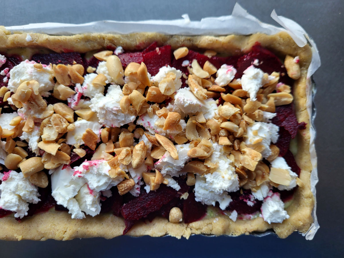 Rødbedetærte med feta