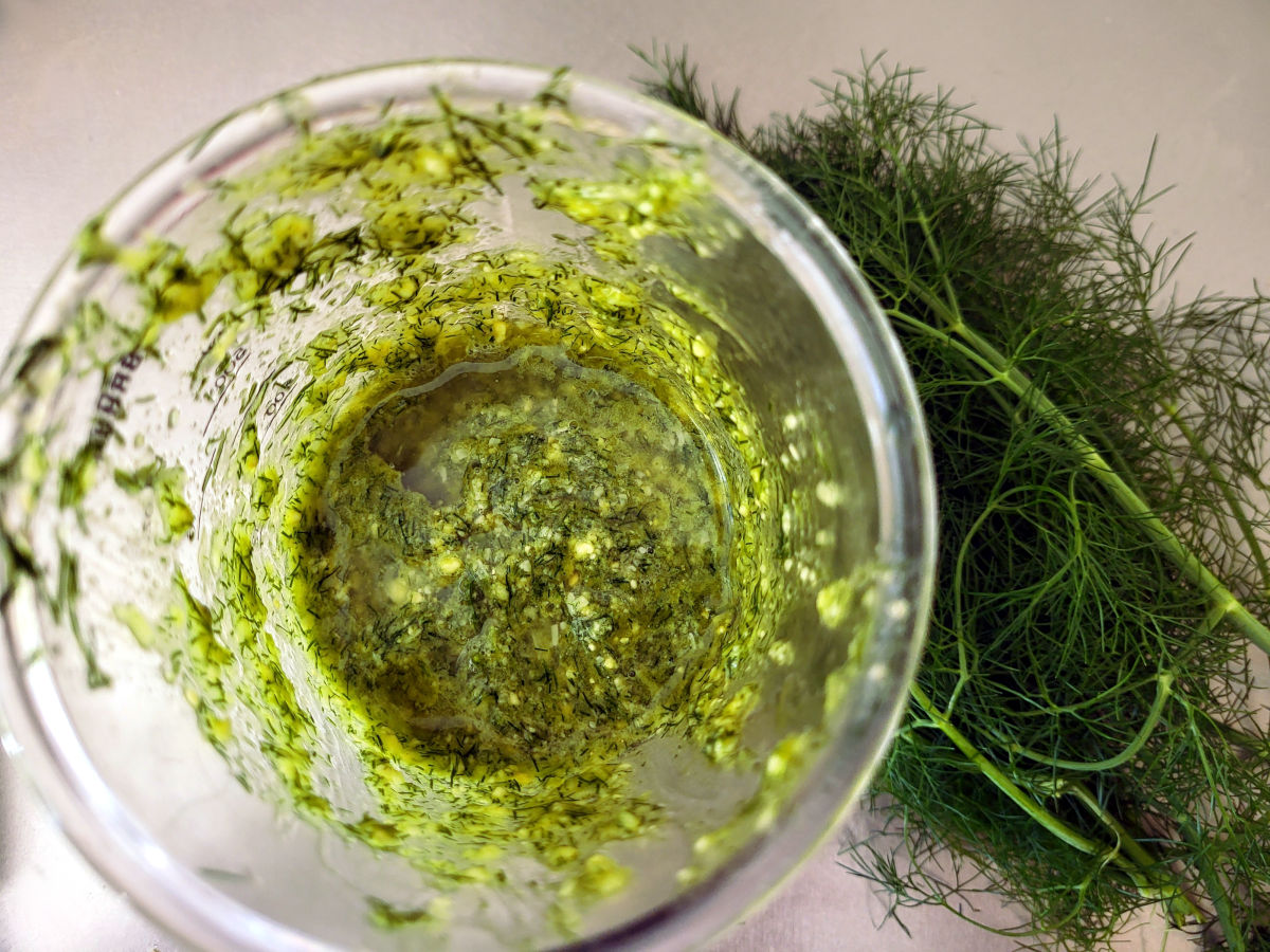 Pesto med bronzefennikel