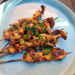 grillede østershatte, grillede svampe, svampespyd, vegetarspyd, østershatte, svampe, soyasauce, rødvin, balsamico, sirup, chili, hvidløg,
