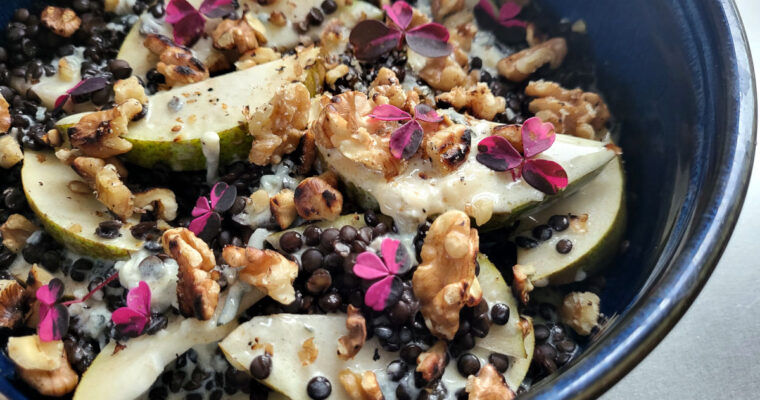 Pæresalat med valnødder