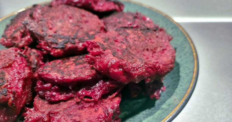 Rødbedefrikadeller